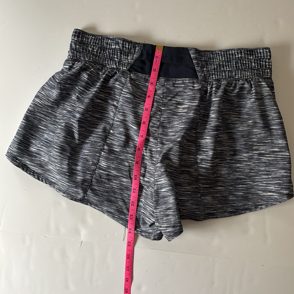 Nike Women's One Dri-Fit Mid-Rise 3” Brief-Lined Training Shorts - Picture 6 of 13